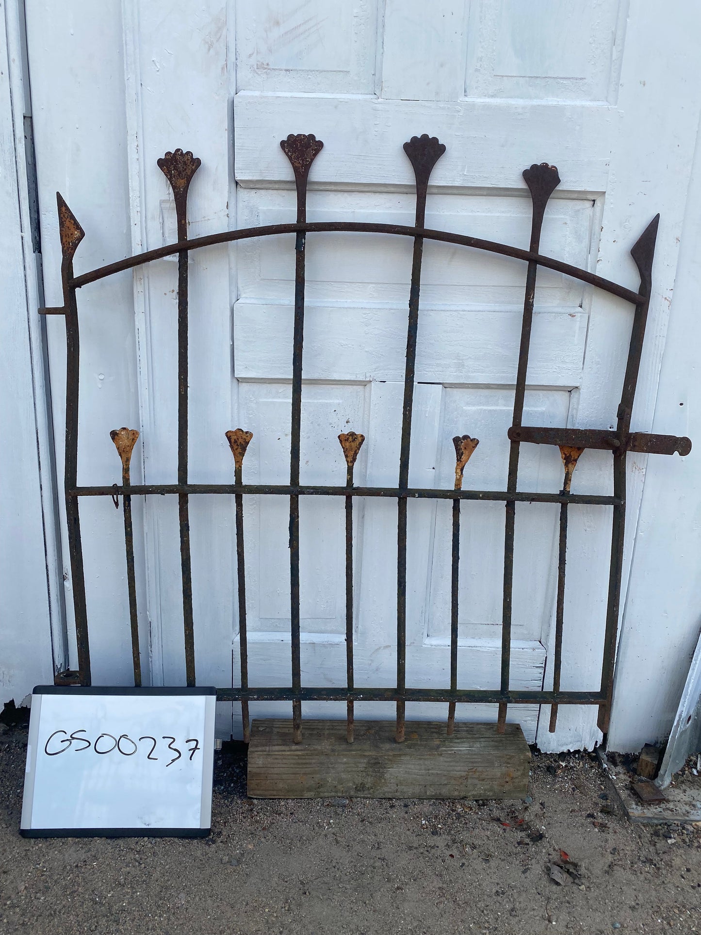 Antique Iron Gate GS20237 - 33 1/4" wide x 36 3/4" tall