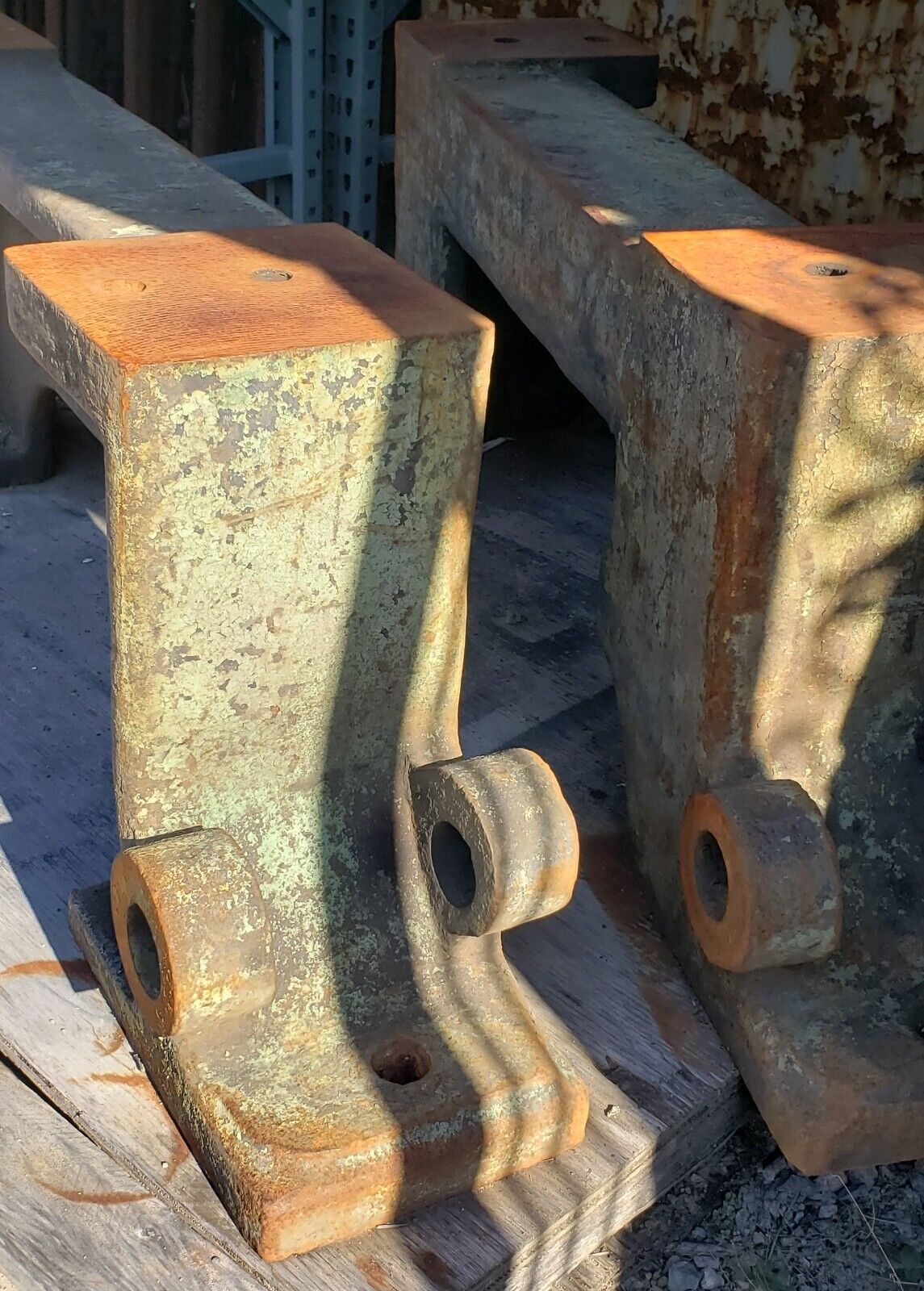 Ivory Machine Leg Industrial Factory Cast Iron Machine Legs 16 1/4