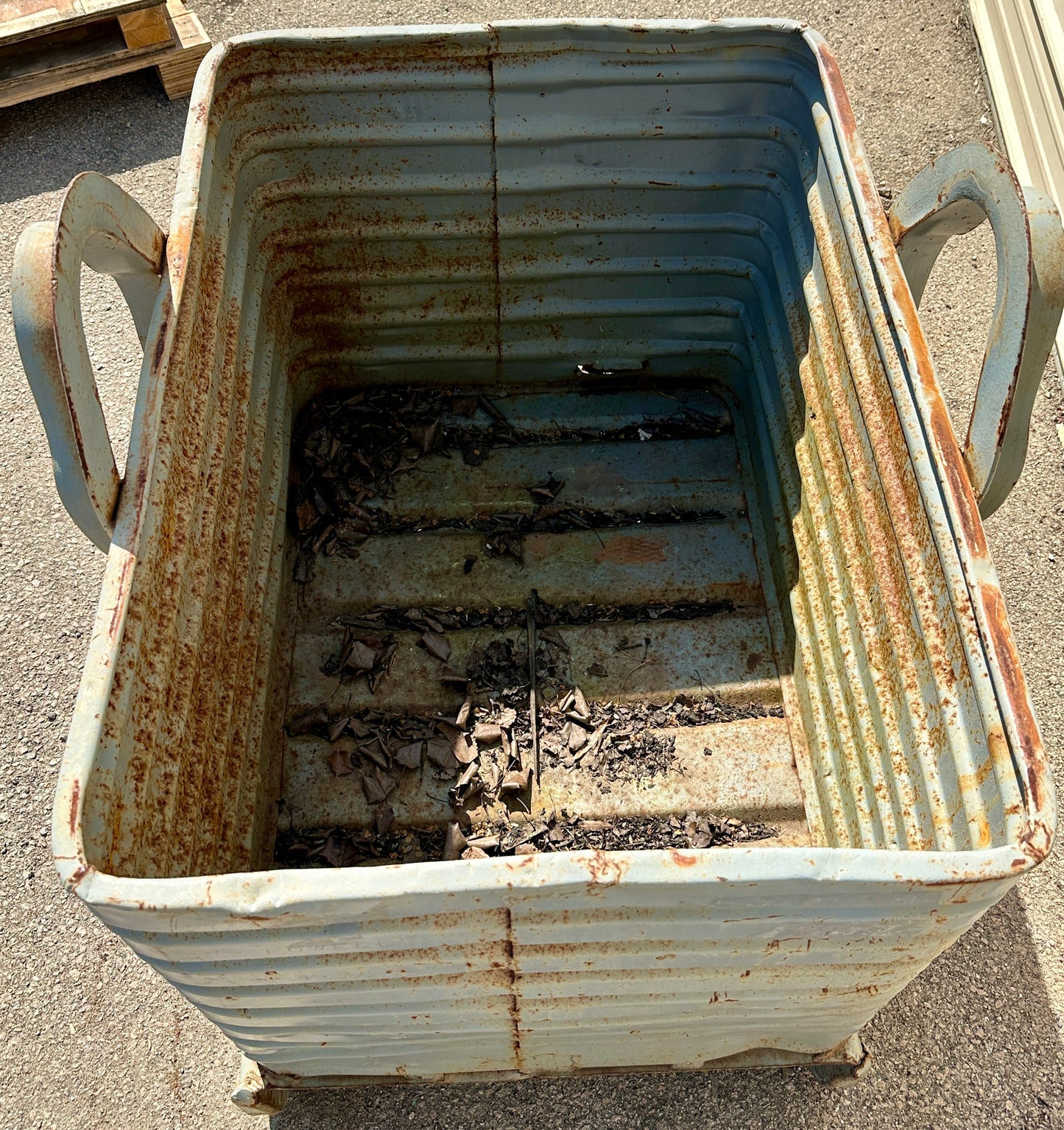 Heavy Duty Industrial Corrugated Steel Factory Bin GA20957