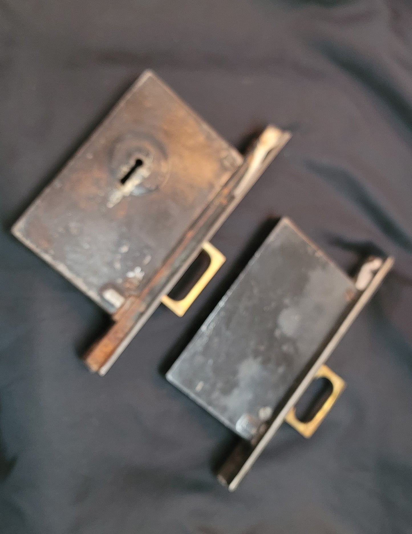 Brass Pocket Door Lock Set 7 5/16" x 1 1/4" x 5" T x 3 1/2" GS01043