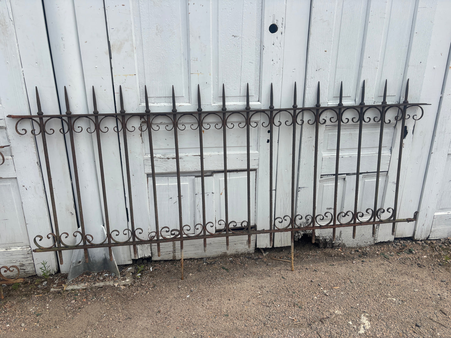 Wrought Iron Picket Fencing GA21211