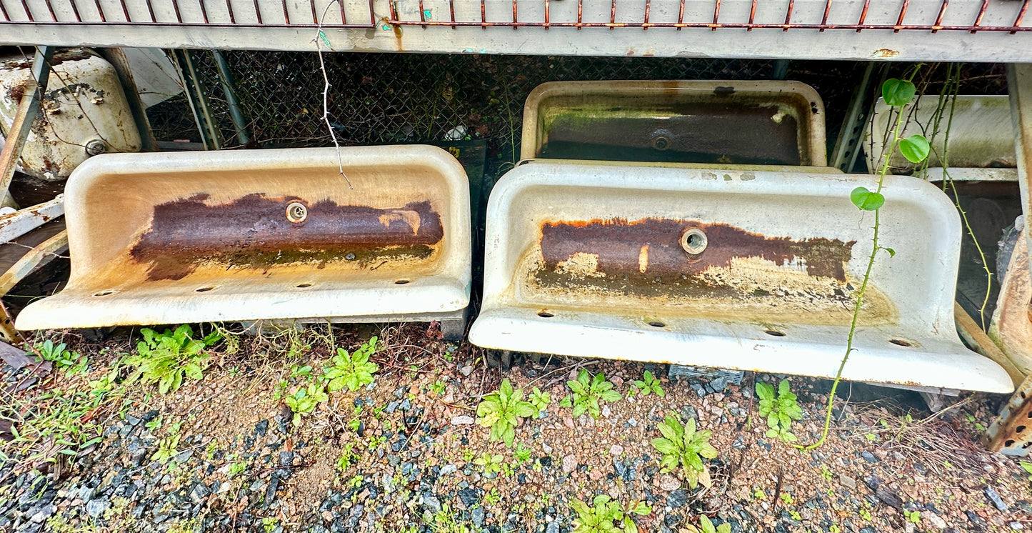 Cast Iron Farmhouse Sinks w/ Legs- 5 Available GA20407