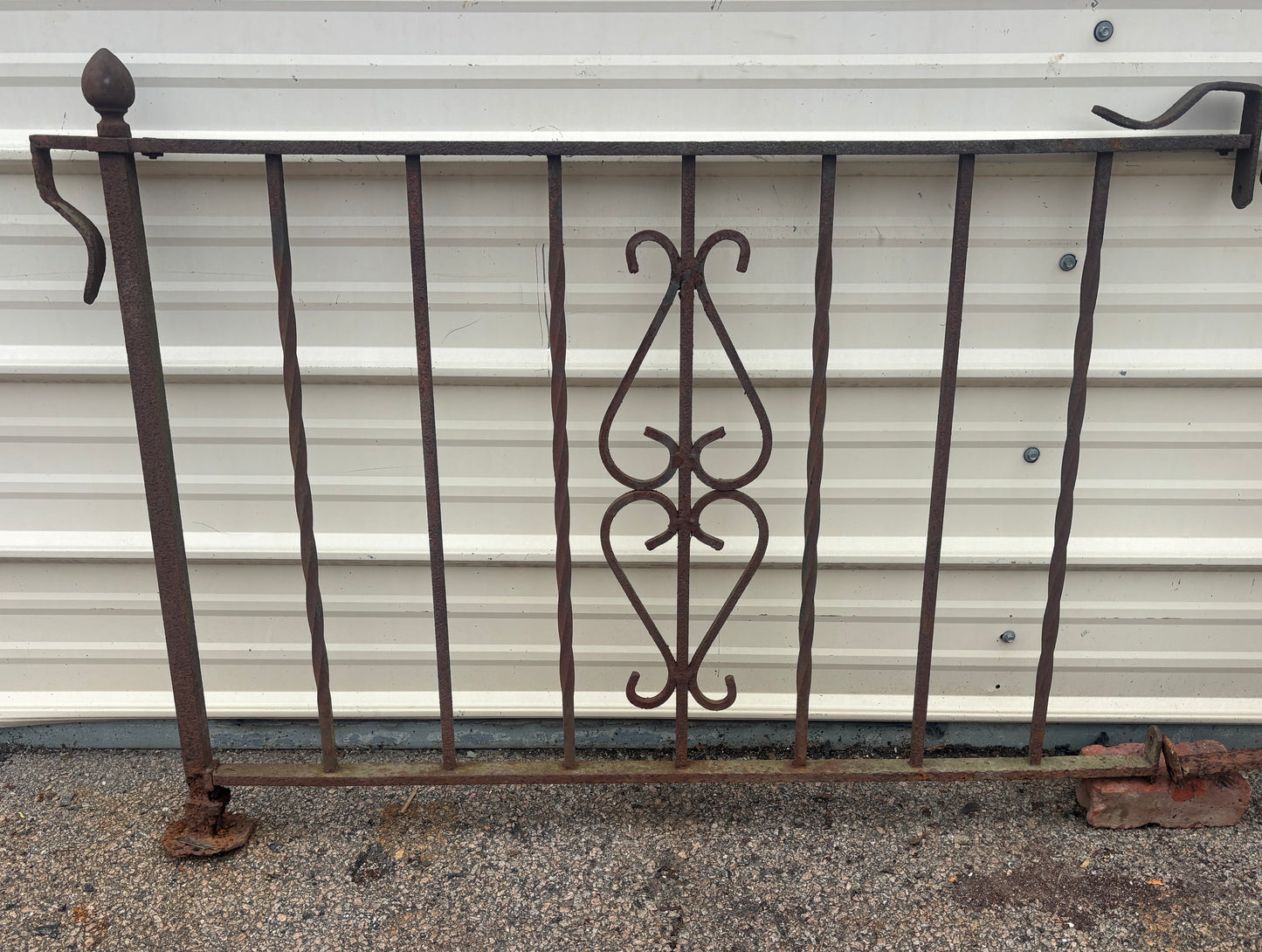 2 Matching Pairs of Wrought Iron Porch Railings GA21253