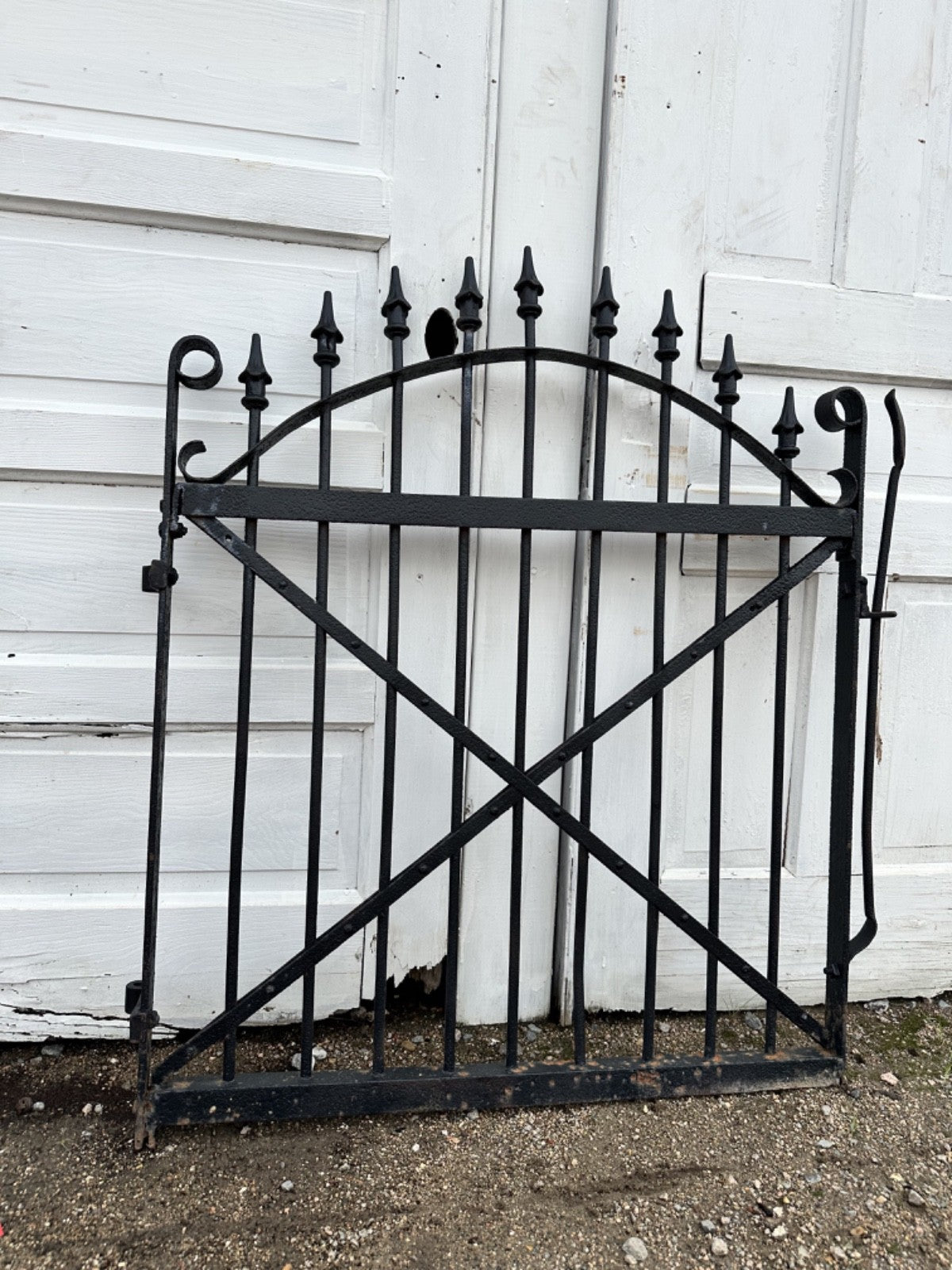 Antique Iron Gothic Style Garden Gate GA20246
