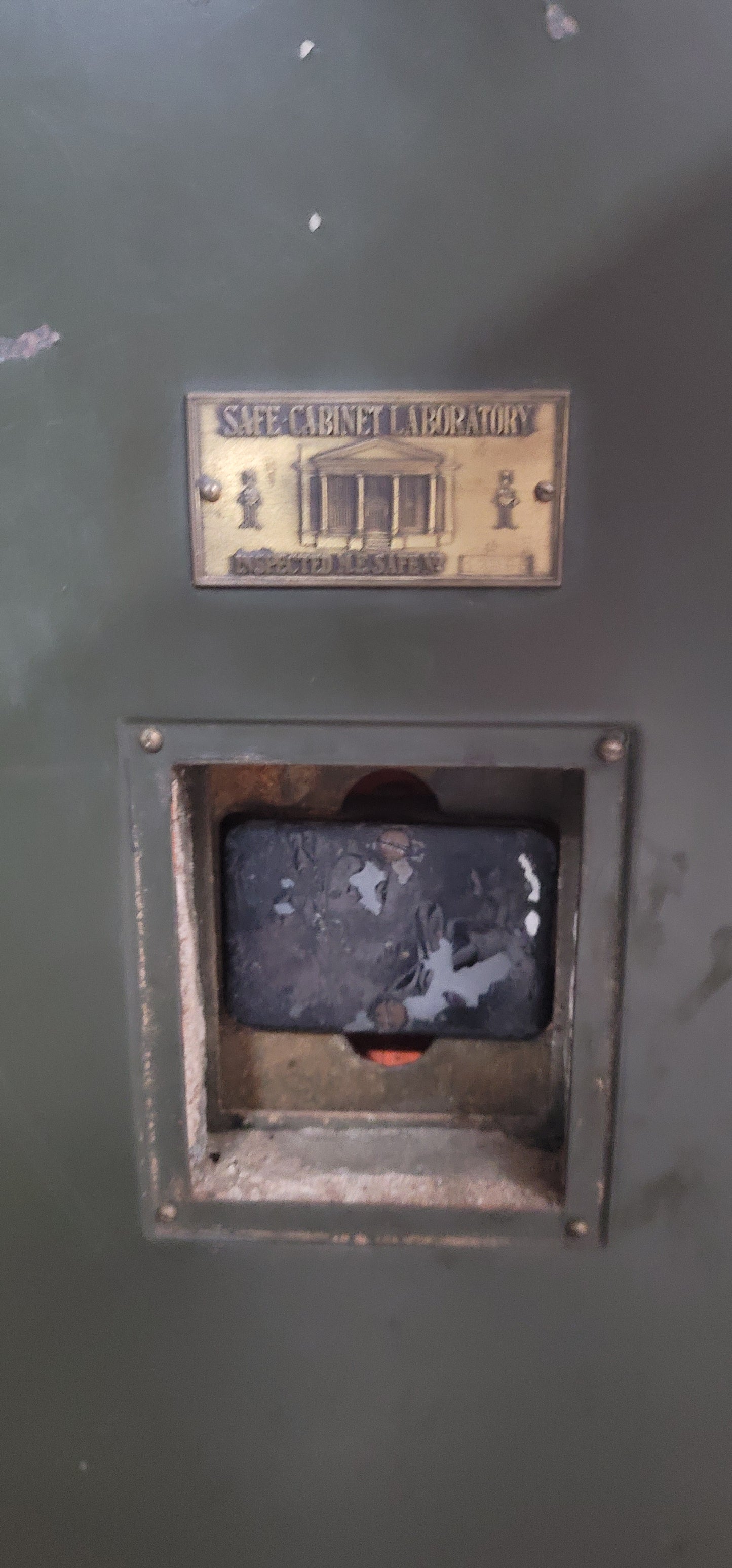 Safe Cabinet Laboratory Green Fireproof Safe w/ Combo 39" x 31" x 26" GS00596