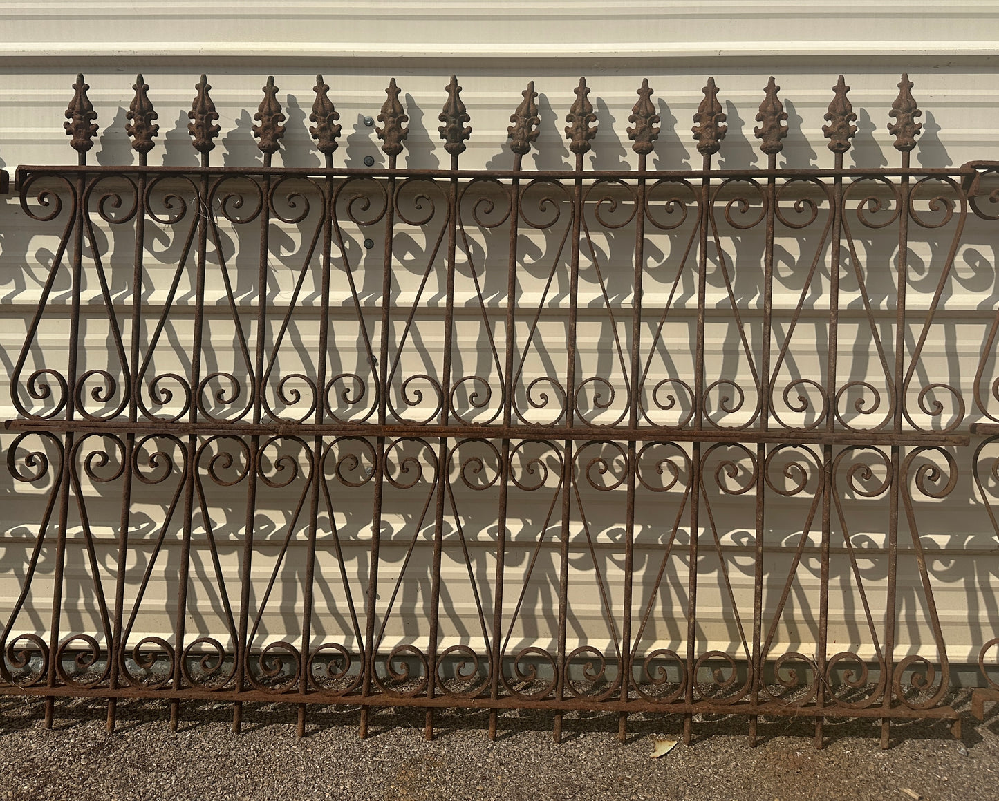 23 Ft of Antique Wrought Iron Fencing GA20809