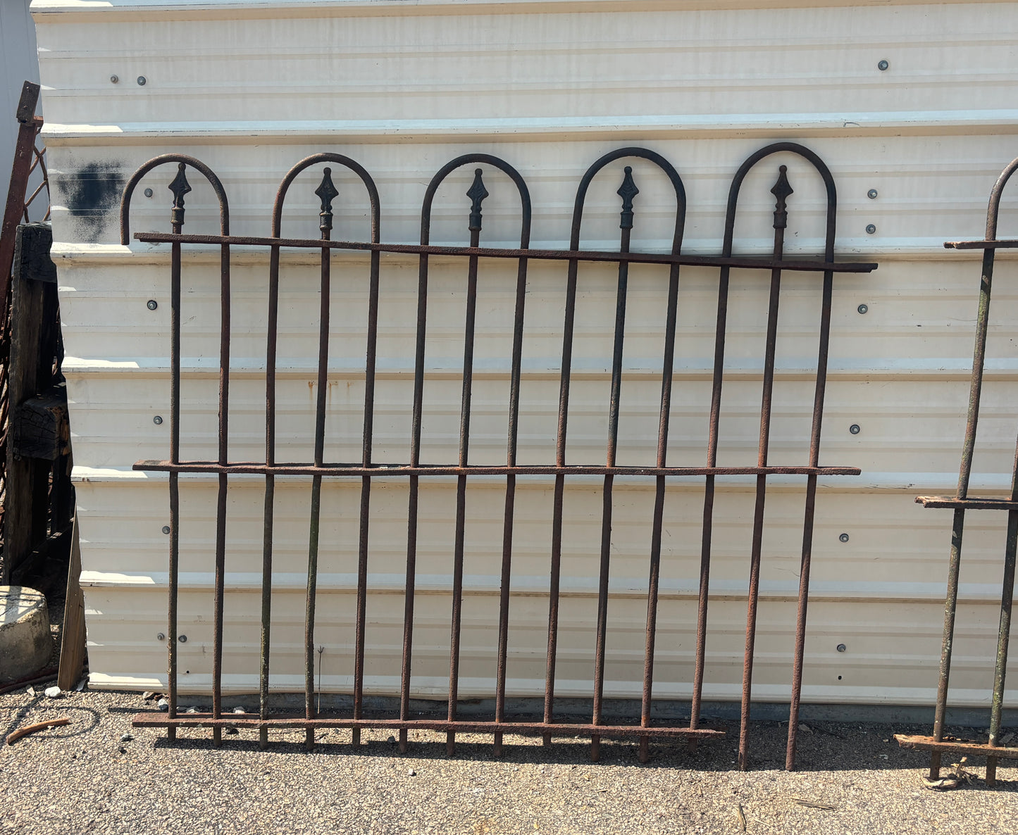 36 Feet of Wrought Iron Hairpin Fencing with Finials GA21251
