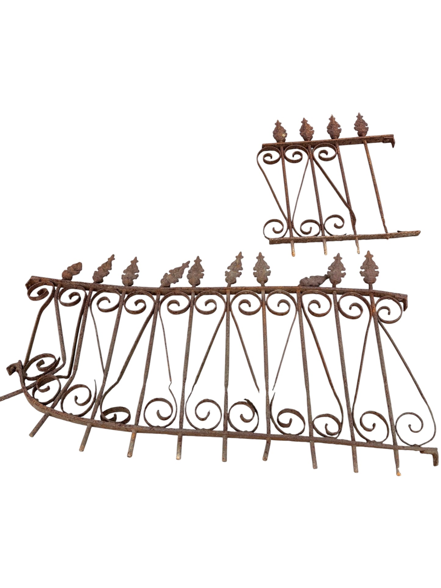35 Ft of Antique Wrought Iron Fencing w/ scrollwork GA21066