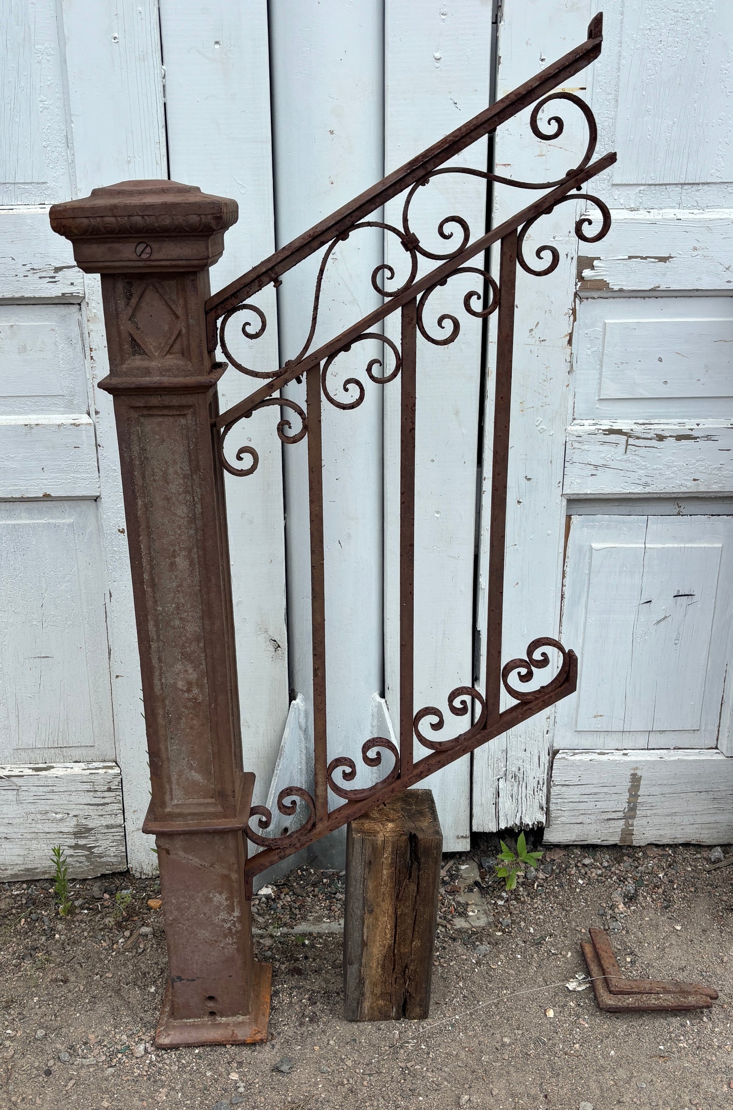 12 Feet of Iron Railings GA21362
