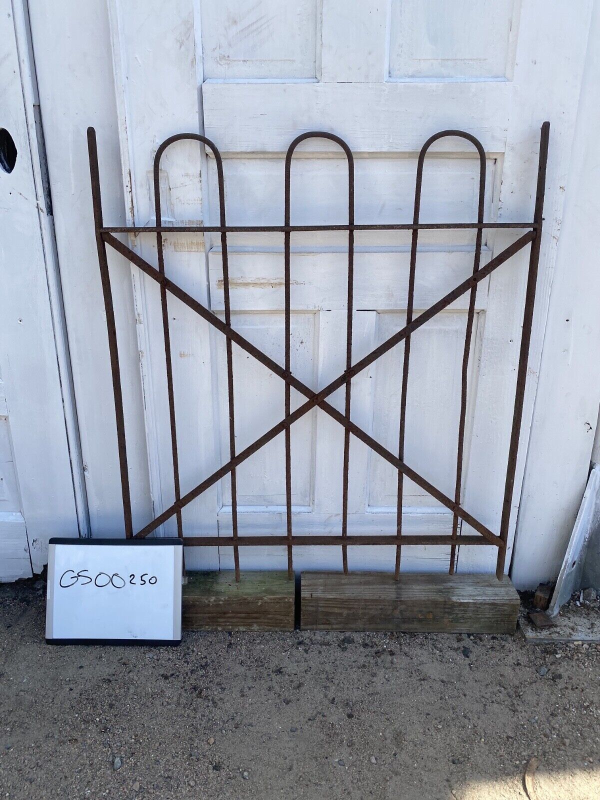 Antique Iron Gate GS20250 - 31 1/4" wide x 35 1/2" tall