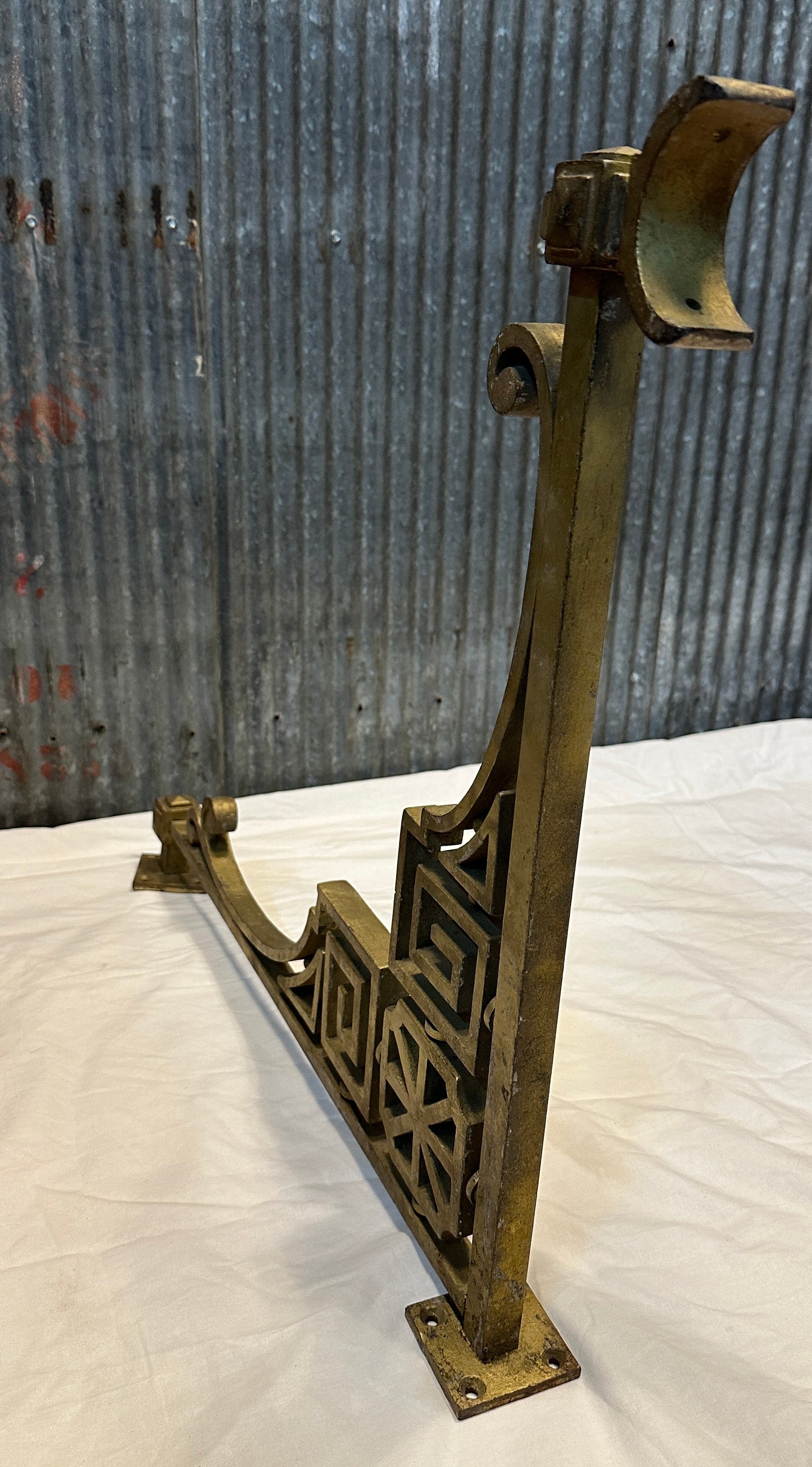 Pair of Cast Iron Handrail Brackets GA20301