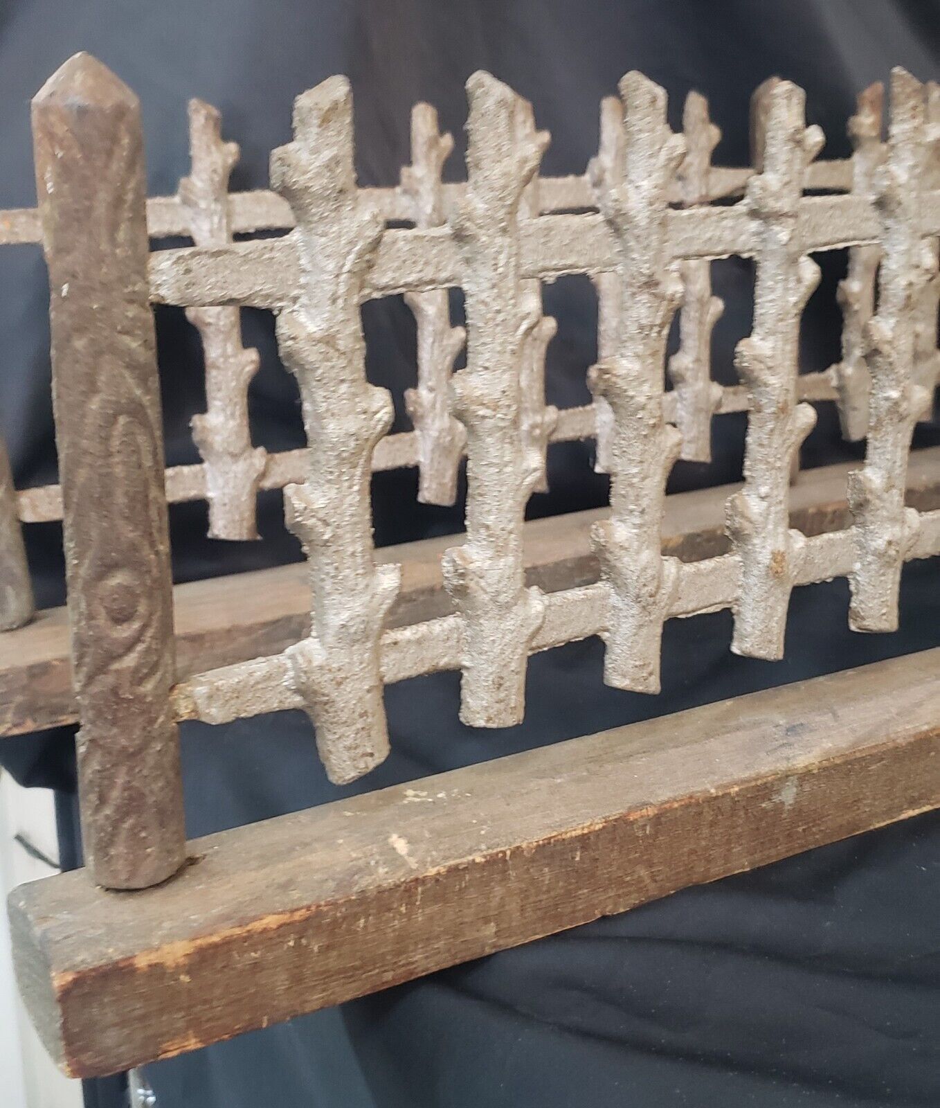 Ornate Cast Iron Miniature or Dollhouse Fence Panels 43" x 8 1/2" GS00184