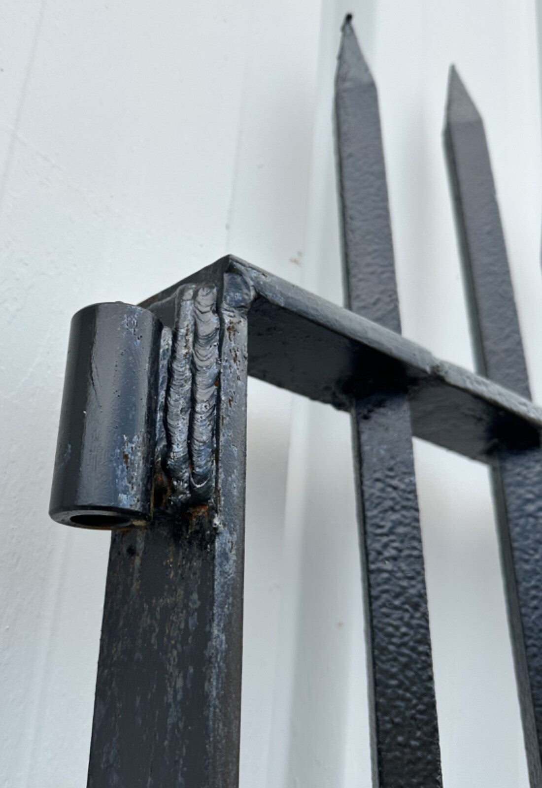 Painted Iron Driveway Gate Pair w/ Spear Top Finials GA20155