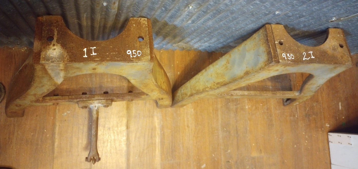 Pair of Cast Iron Machine Legs 21" Tall x 22 1/4 " Wide #GA-S070