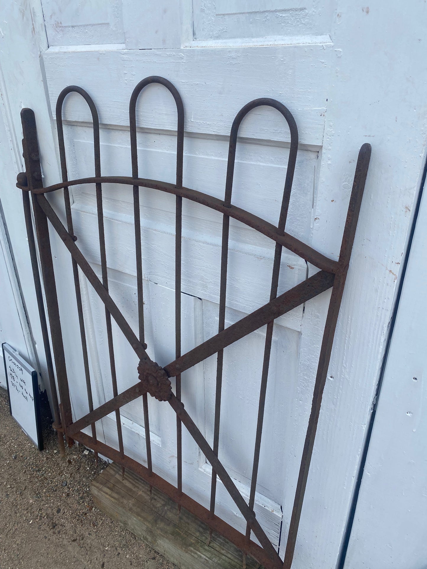 Antique Iron Gate GS20229 - 32" wide x 30 3/4" tall