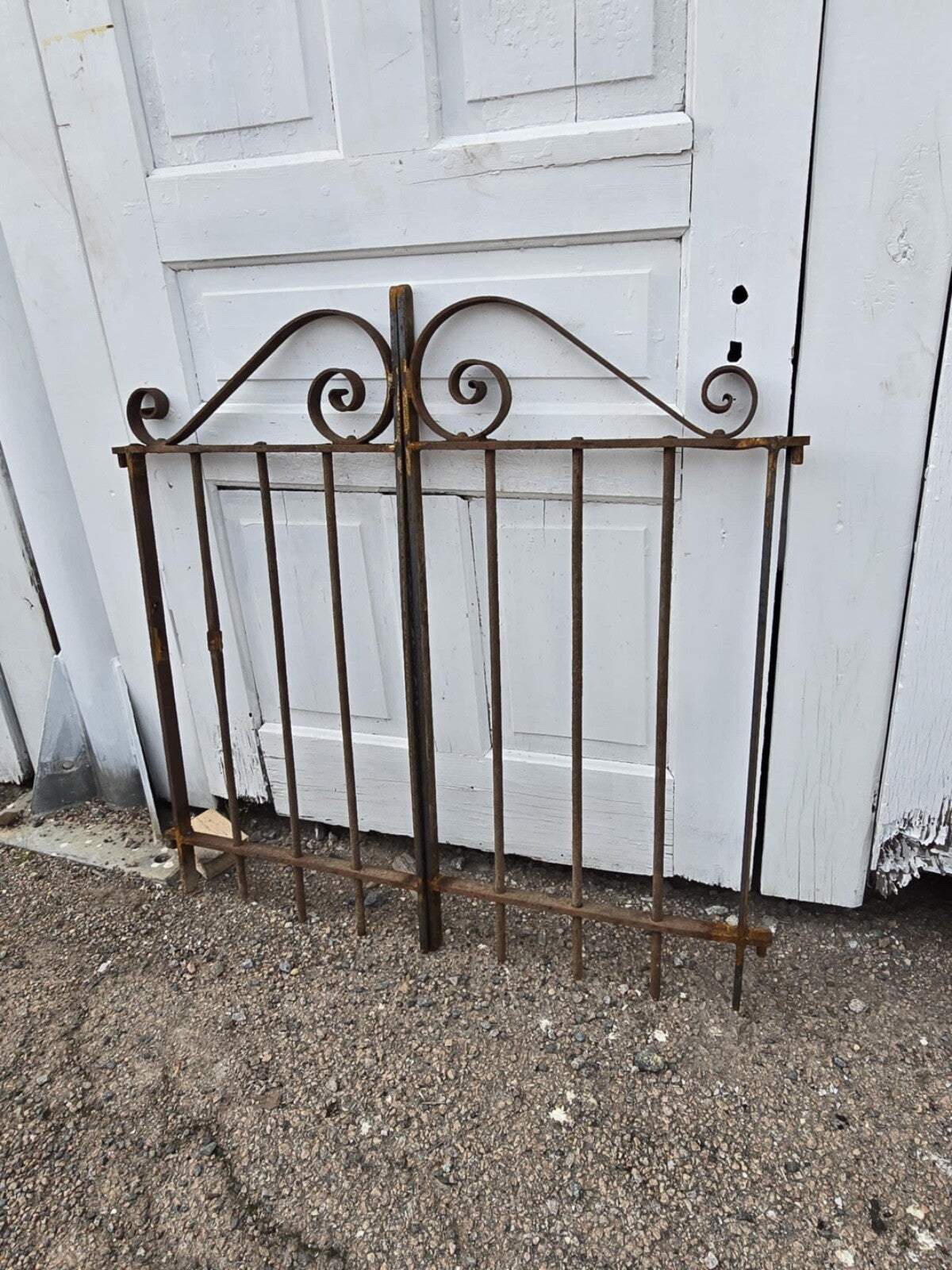 Scrolled Top Iron Garden Gate GAM0470