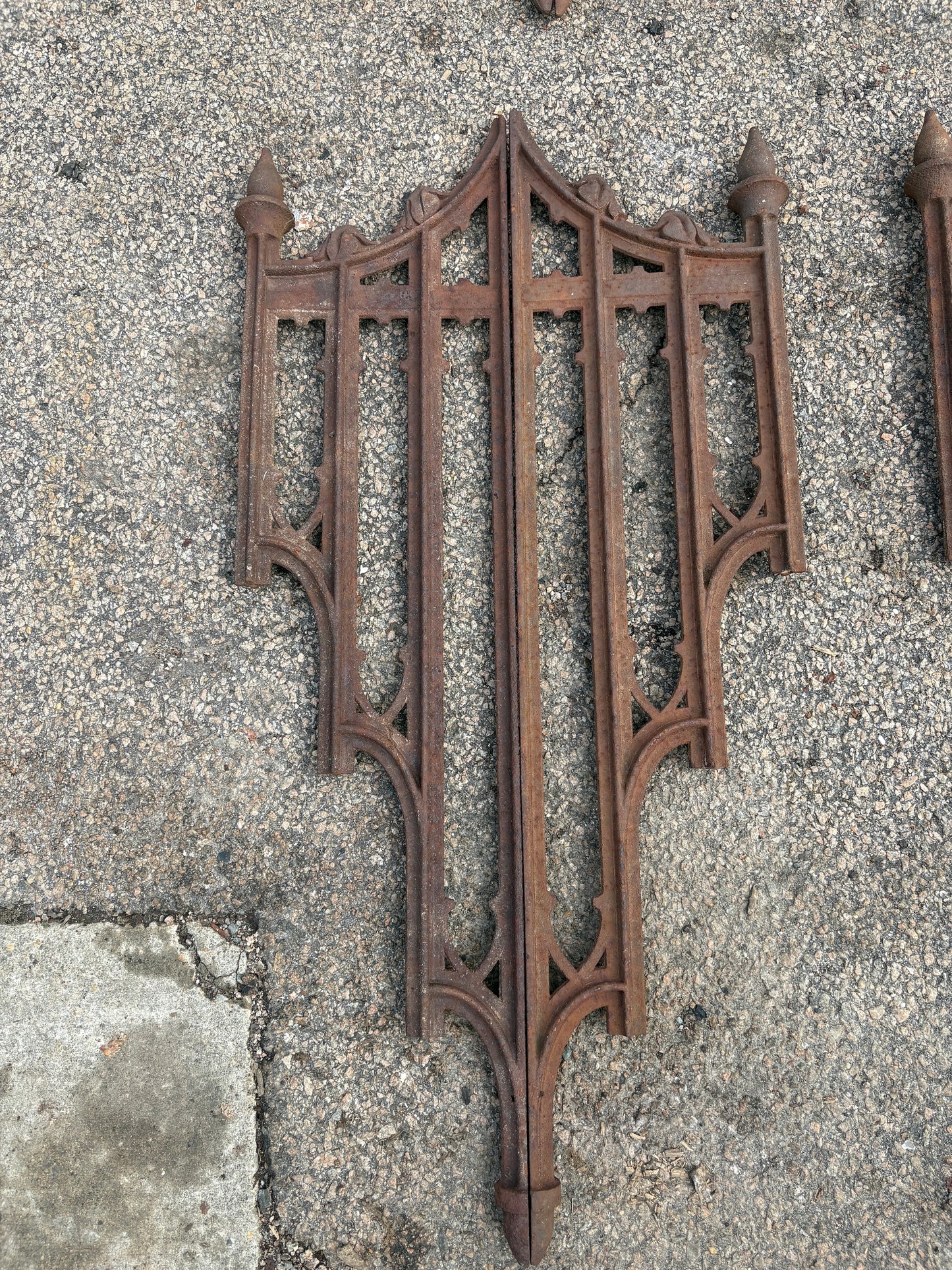 Late 1800s Ornate Cast Iron Column Corbels GA21394