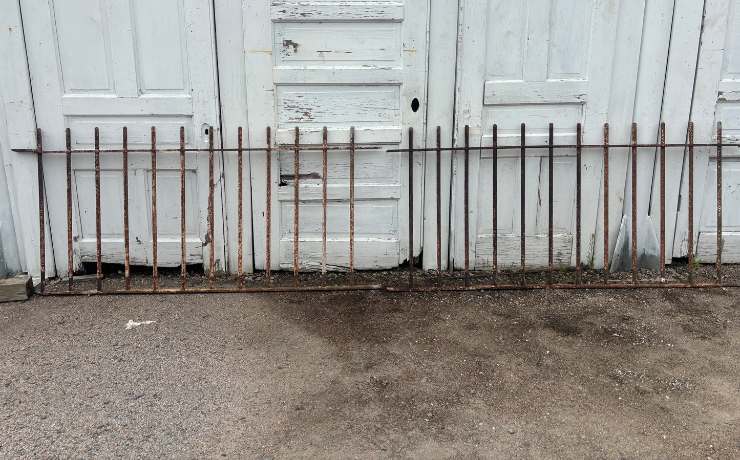 12 Feet of Wrought Iron Picket Fencing GA21281