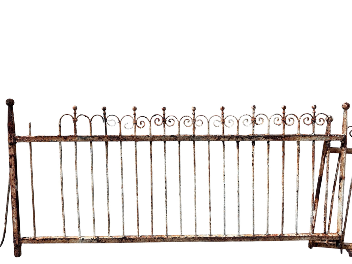 30 Ft of Antique Wrought Iron Fencing GA21033