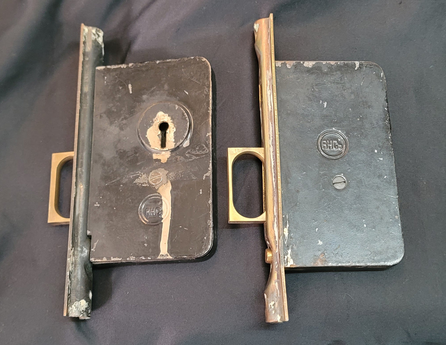 Brass Pocket Door Lock Set 7 3/4" x 1 18" x 5 5/16" x 3 1/4" GS01042