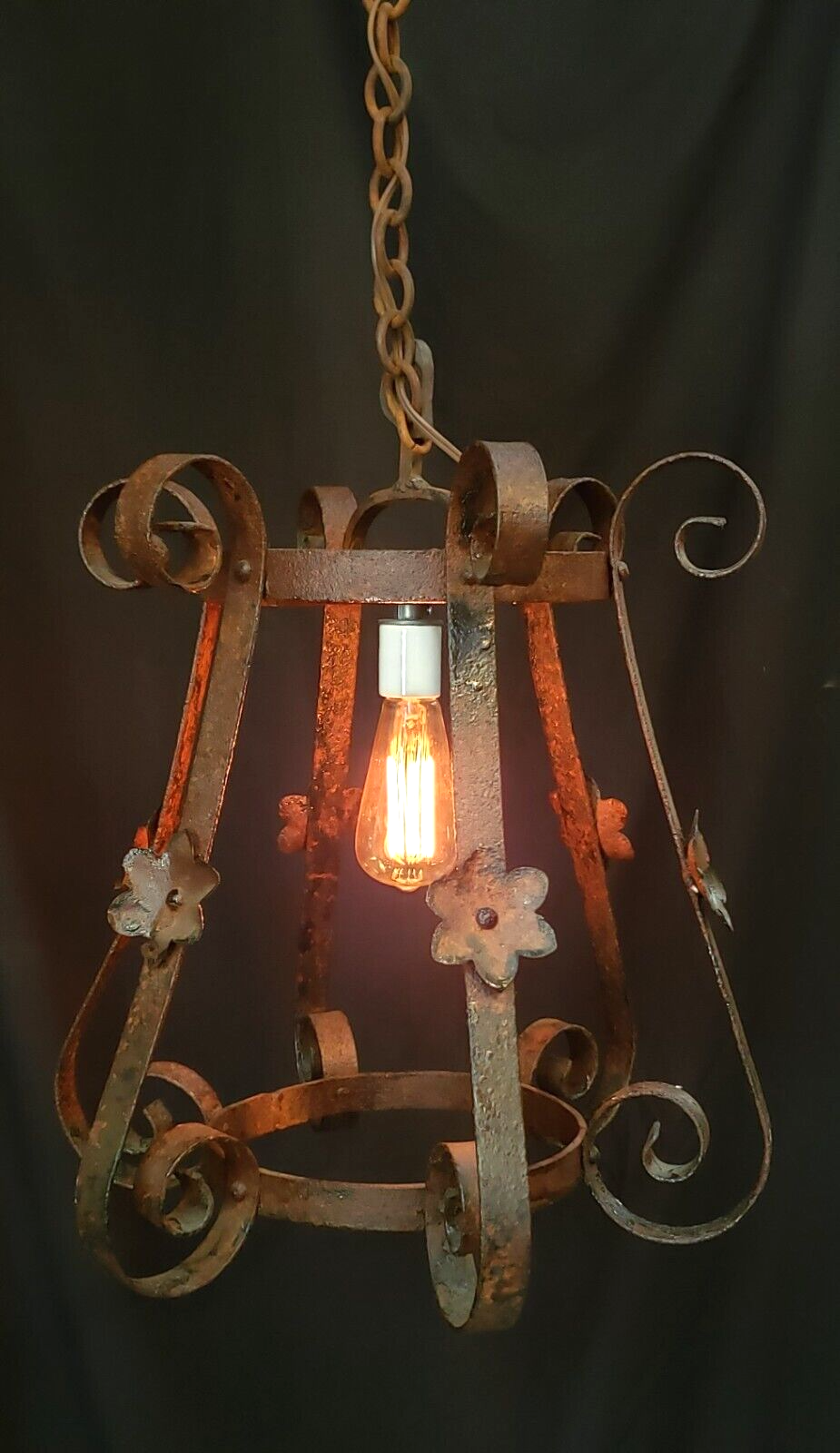 Reclaimed Hand Crafted Wrought Iron Pendant Light 18 1/2" x 22" GA530