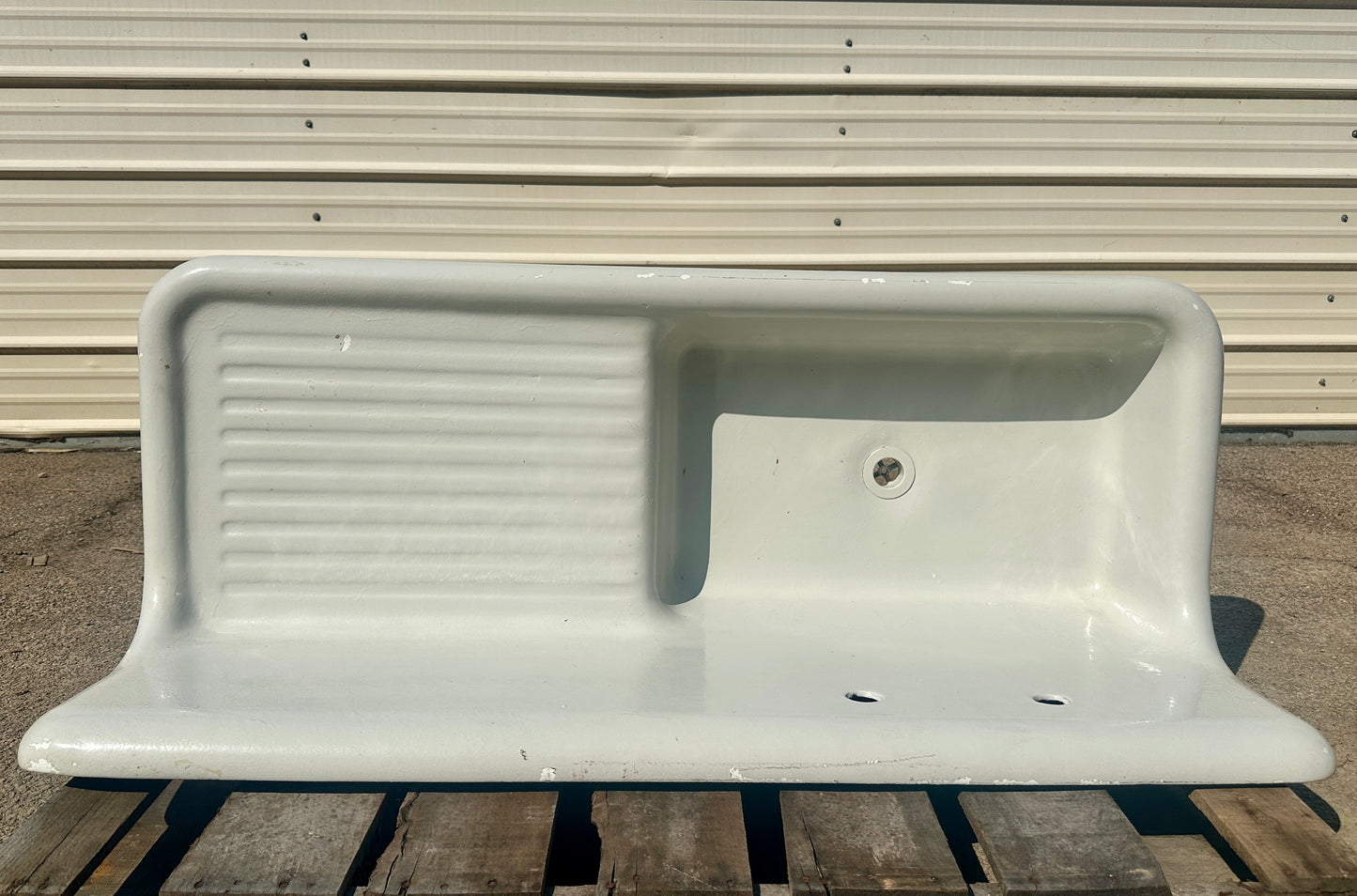Vintage Cast Iron Wall-Mount Farmhouse Sink w/ Drainboard GA20797