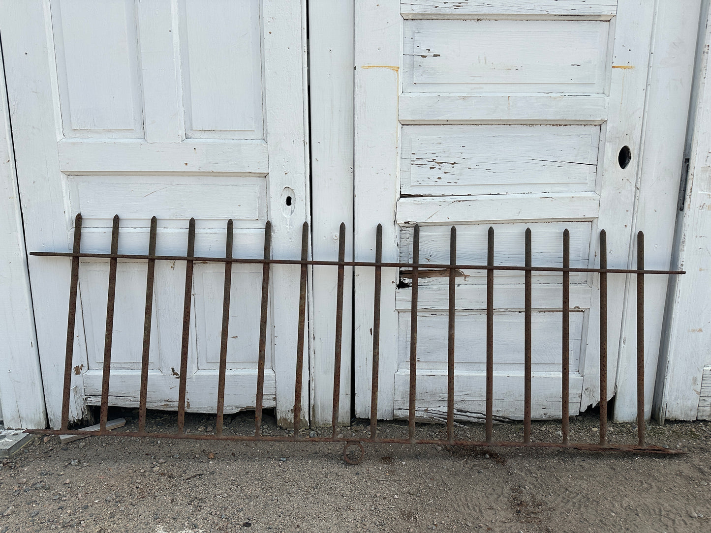Antique Wrought Iron Picketed Fencing - 7 Ft Long x 27.75" Tall - GA21002