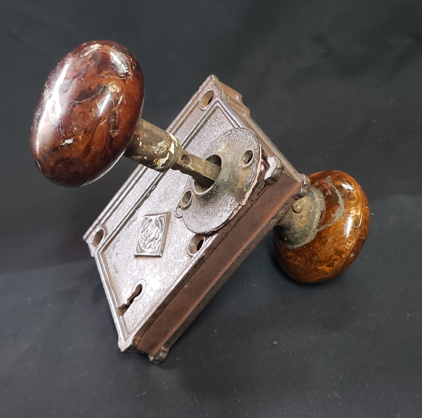 Left or Right Rim Lock Set w/ Keeper Knobs & Key 4 1/4" T x 3 3/8" W GS00992