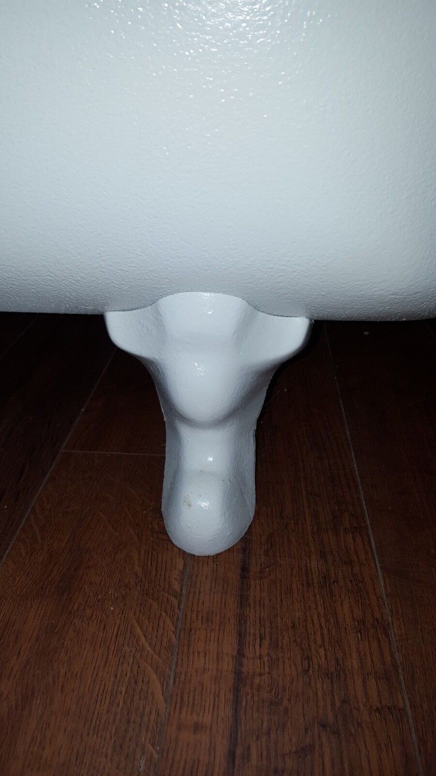 Vintage & Restored White 5 Foot Free Standing Cast Iron Bath Tub