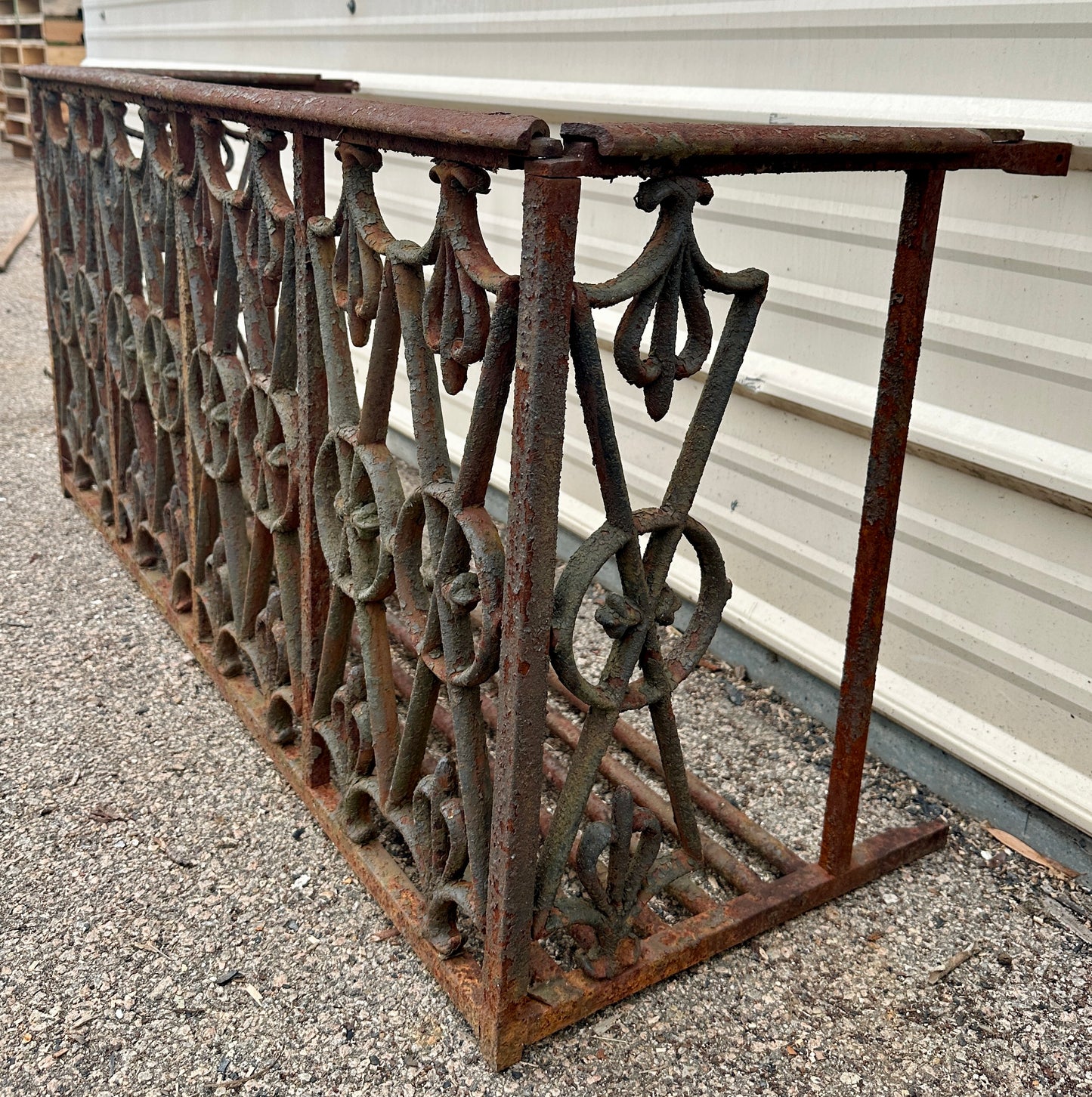 Antique Wrought Iron Three-Sided Balcony Railing GA20521