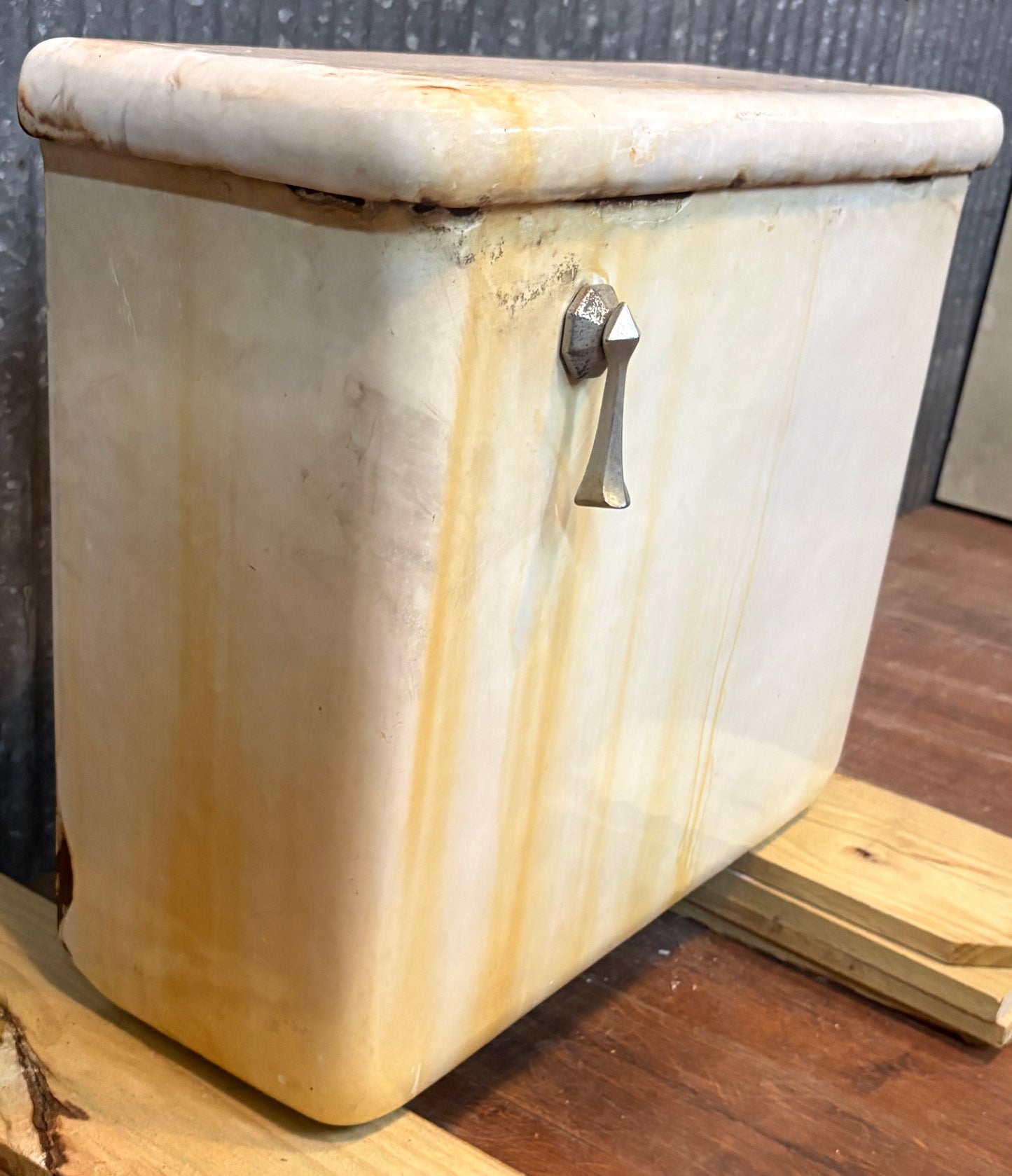 Antique Cast Iron Toilet (Tank Only) GA21111