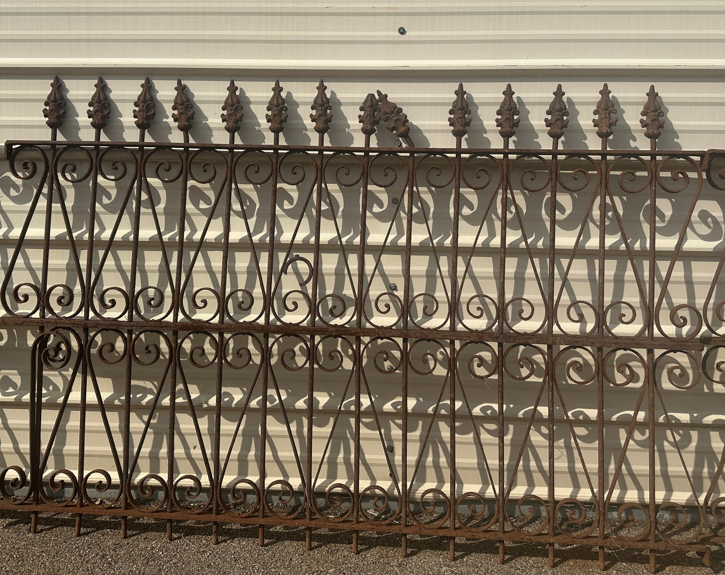 23 Ft of Antique Wrought Iron Fencing GA20809