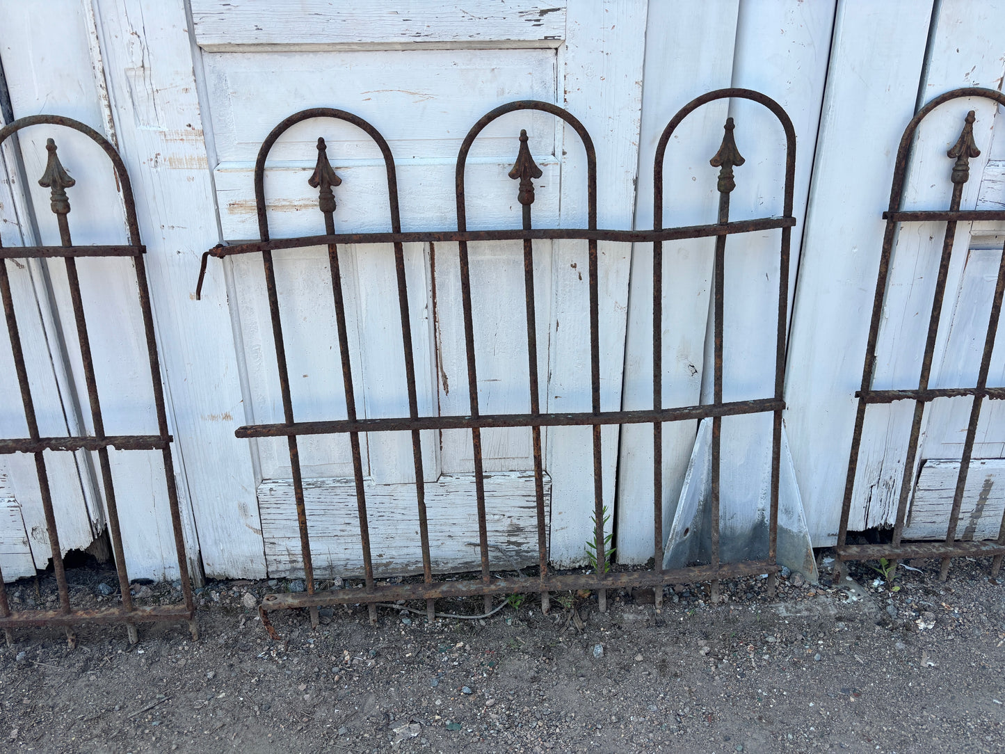13 Feet of Wrought Iron Hairpin Fencing GA21241