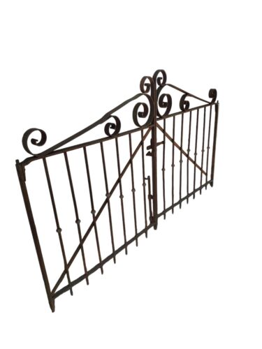 Pair Of Driveway Gates *GAM0181