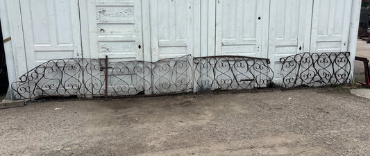 20 Feet of Iron Fence Panels GA21296