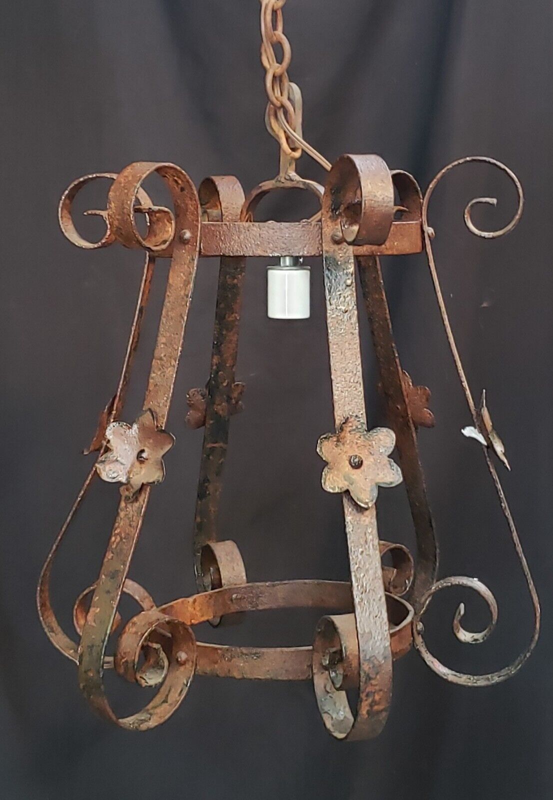 Reclaimed Hand Crafted Wrought Iron Pendant Light 18 1/2" x 22" GA530