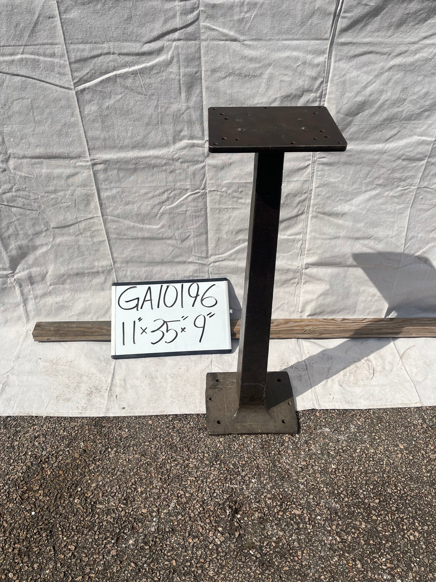 Cast iron grinder base 11" x 35" x 9" GA10196