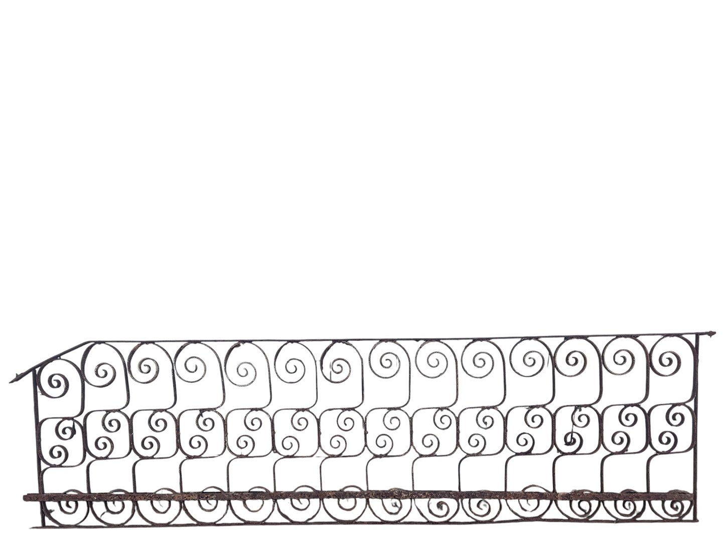 34 Ft of Antique Wrought Iron Fencing GA21040