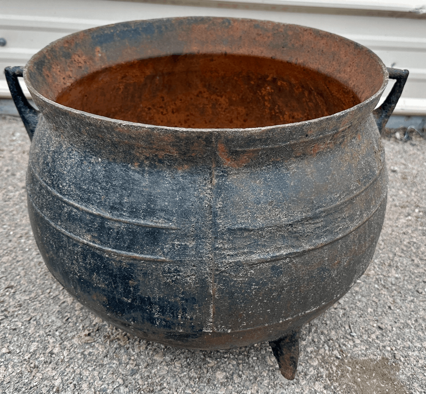 Antique Cast Iron Cauldron GA20886