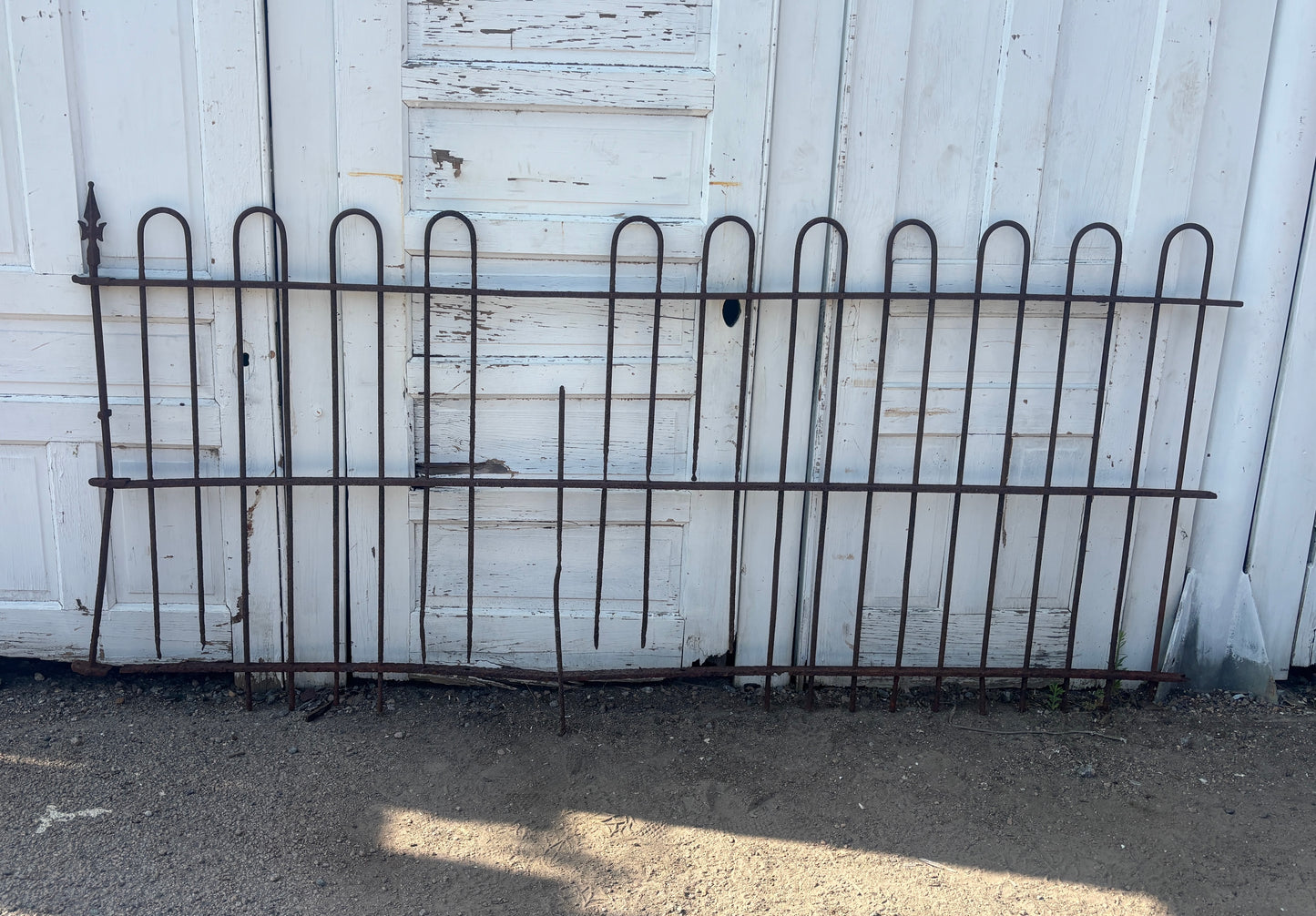 25 Feet of Wrought Iron Hairpin Fencing GA21252