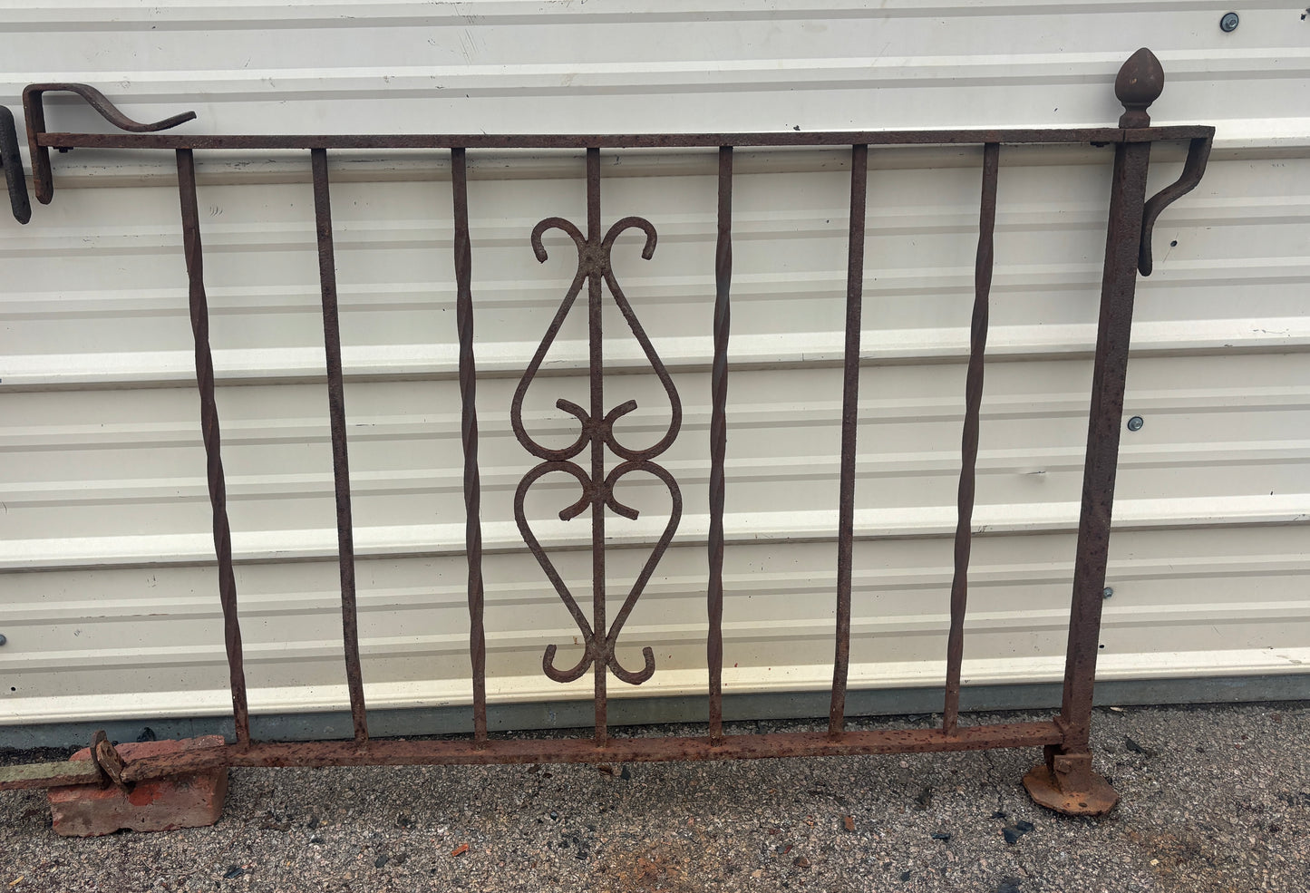 2 Matching Pairs of Wrought Iron Porch Railings GA21253