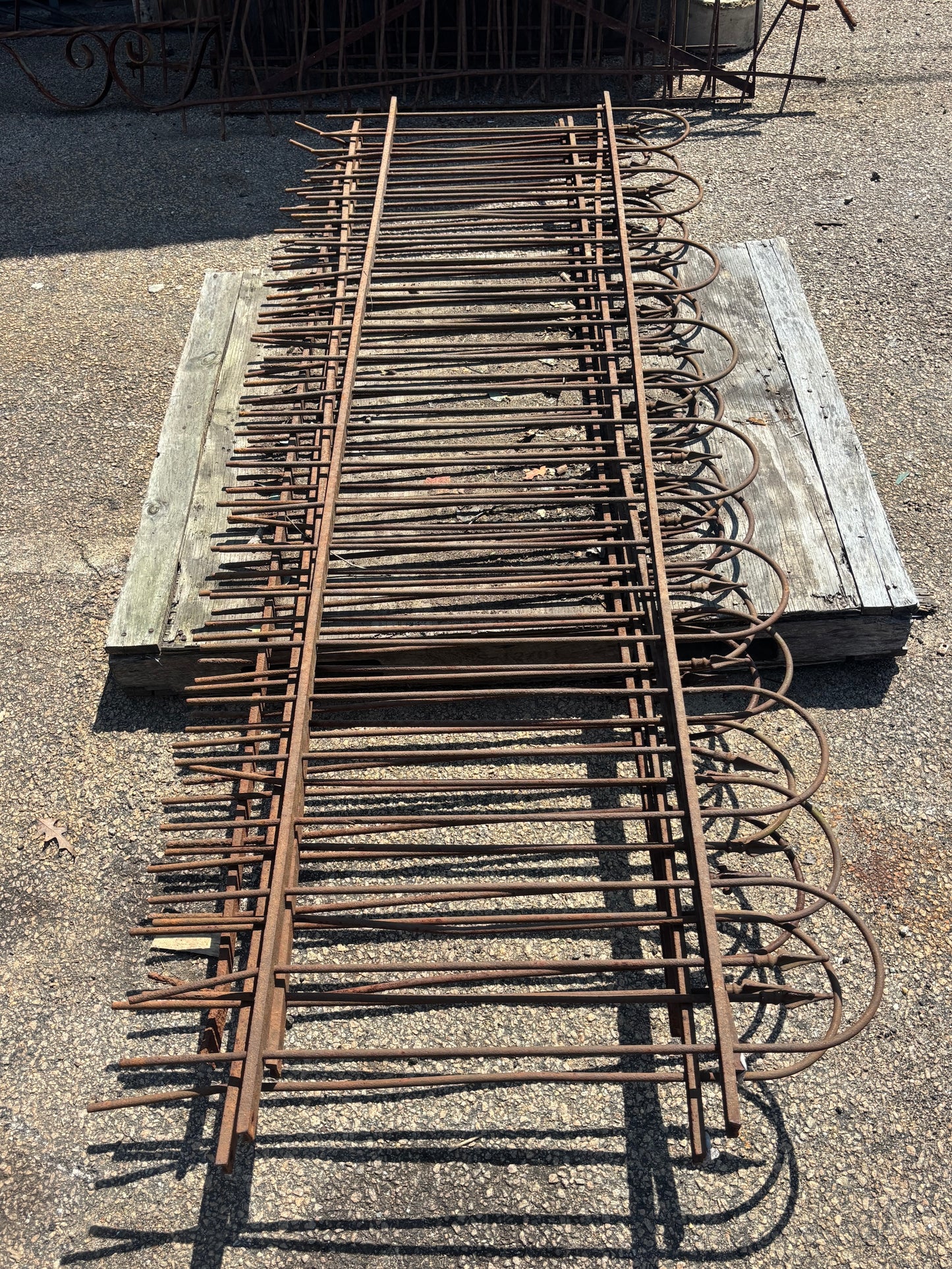 75 Feet of Wrought Iron Hairpin Fencing GA21242