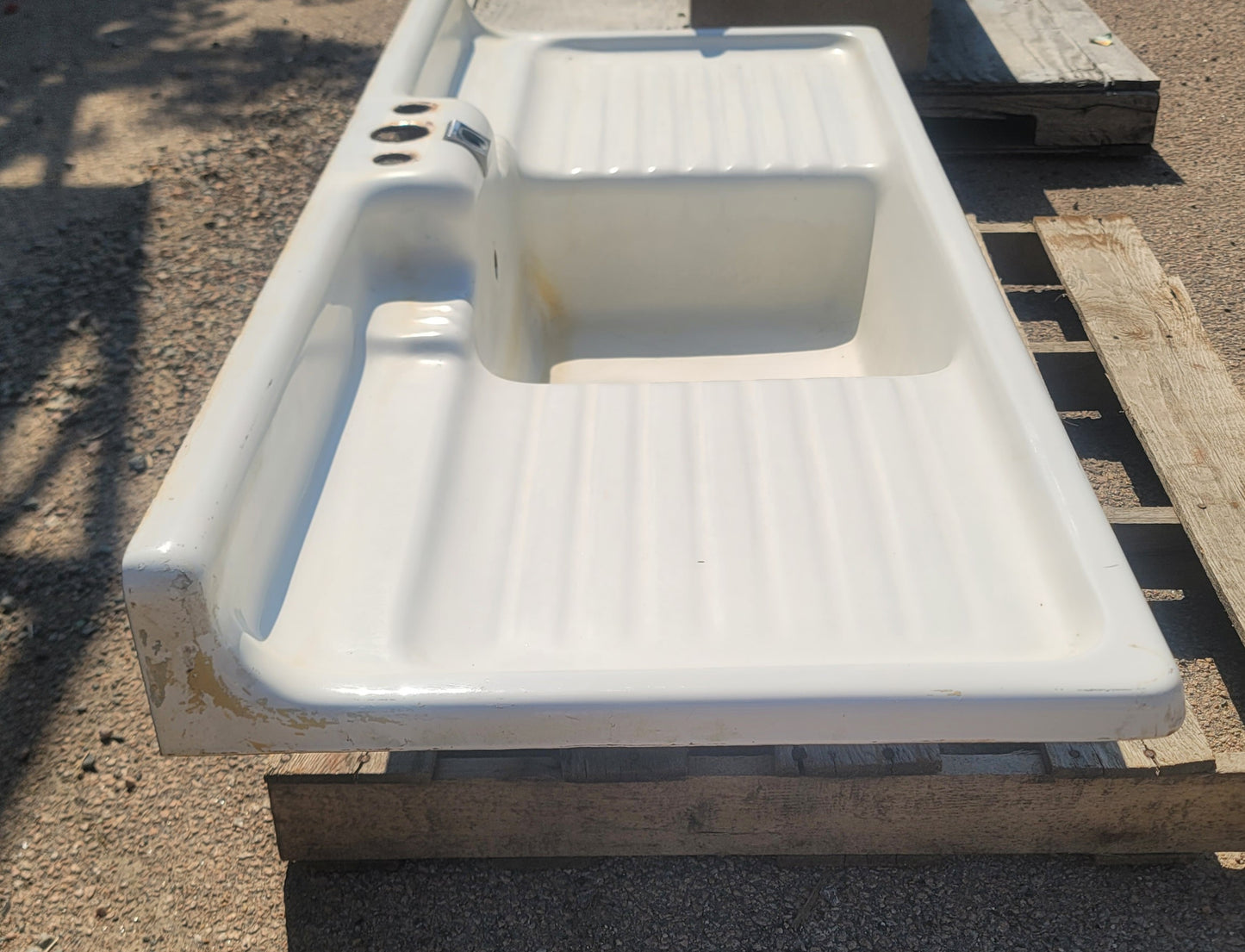 Cast Iron Farmhouse Sink w/ Double Drain Boards & More 59 5/8" x 24" GS010930