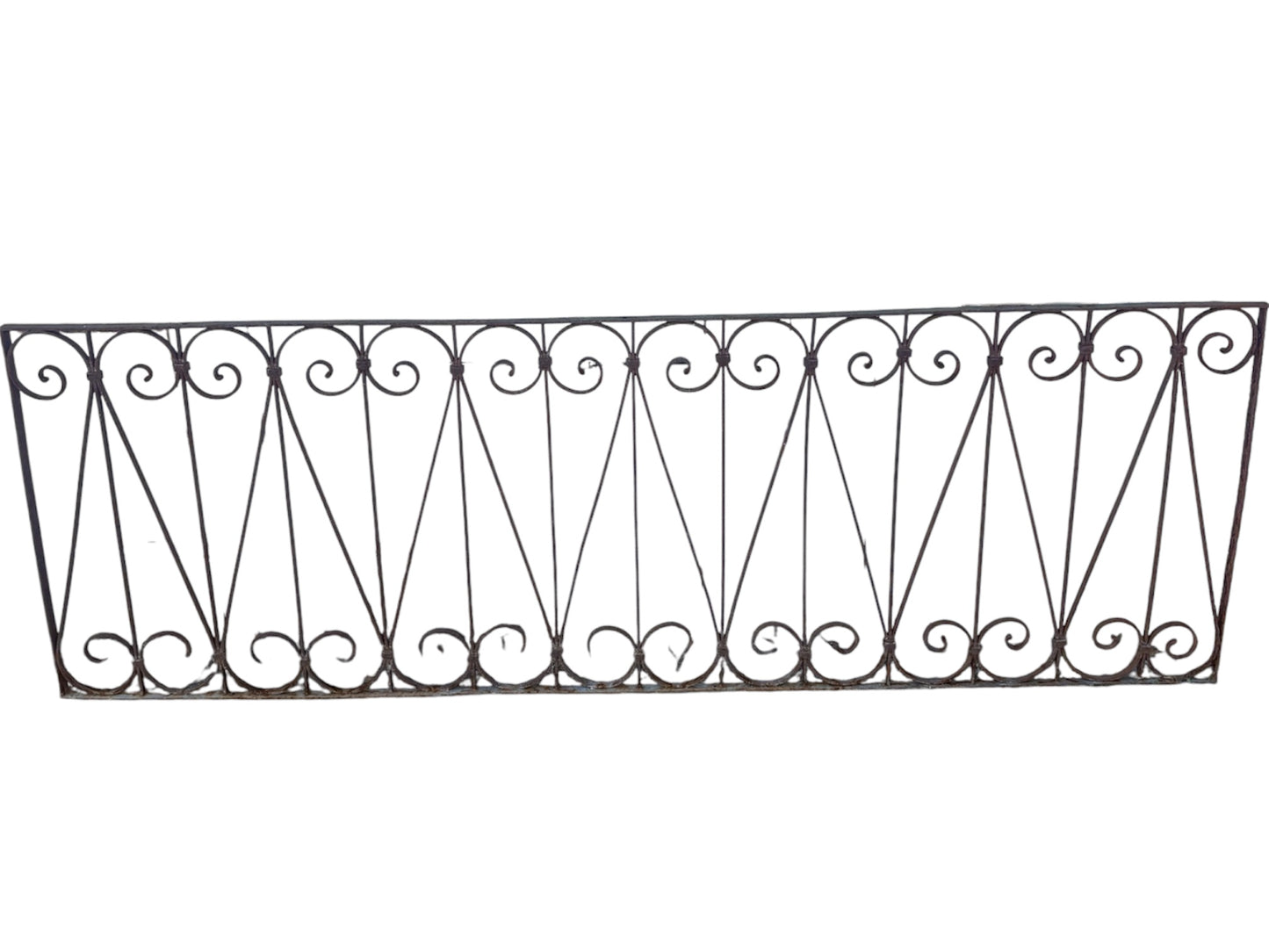 6.5 feet of antique iron fencing GA21095