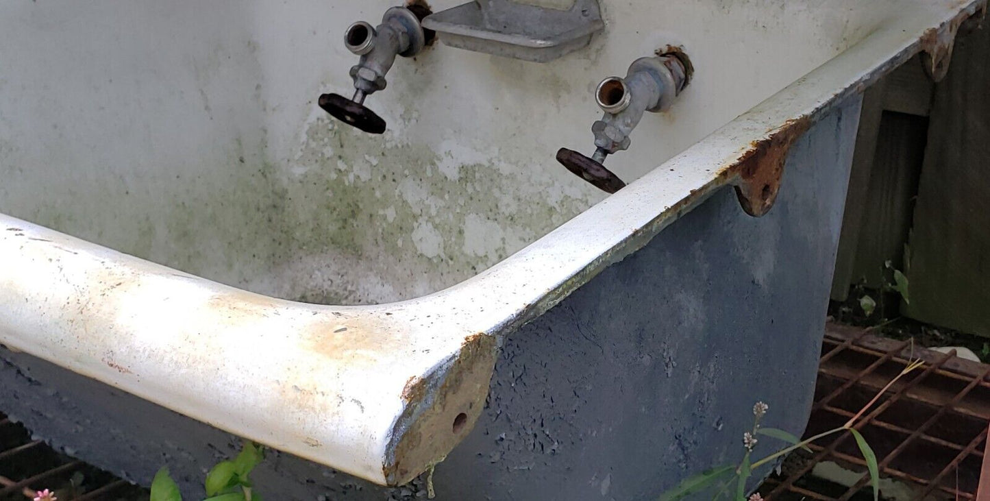 Pair of Cast Iron Farmhouse Sinks with Curved Rims 27" x 27" x 16" GA9507