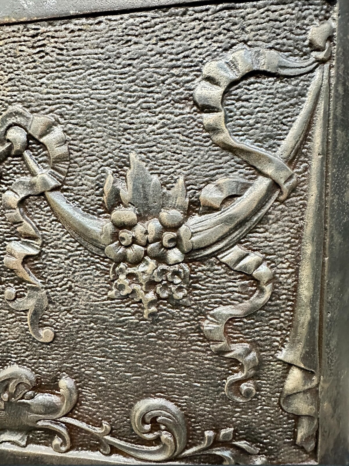 Antique Iron Stove Cover GA20089