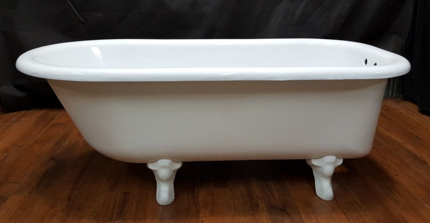 Vintage & Restored White 5 Foot Free Standing Cast Iron Bath Tub