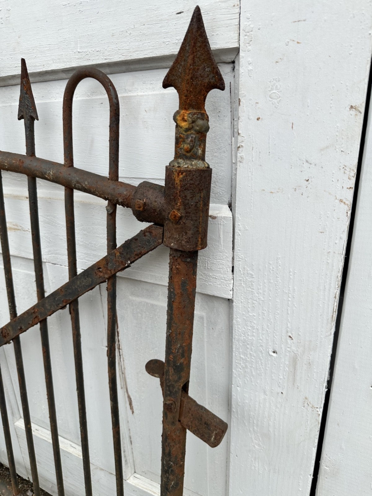 Antique Iron Hairpin / Spear Top Garden Gate GA20256