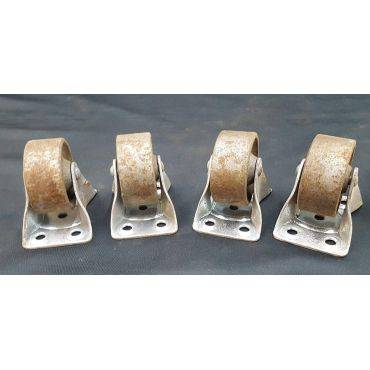 Set of 4 Resin and Metal casters #GA4263