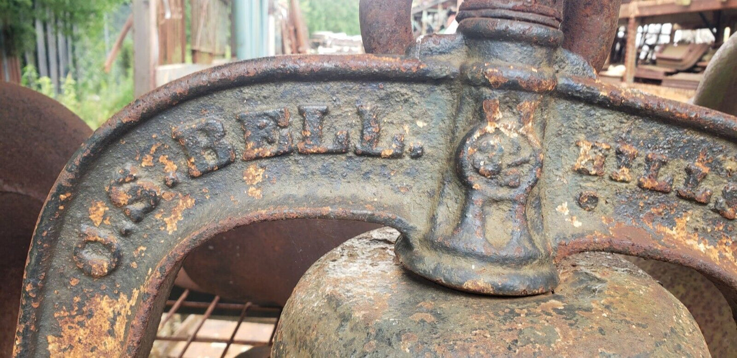 C.S. Bell of Hillsboro Ohio Cast Iron 20" Round #3 1/2 Bell GA9339